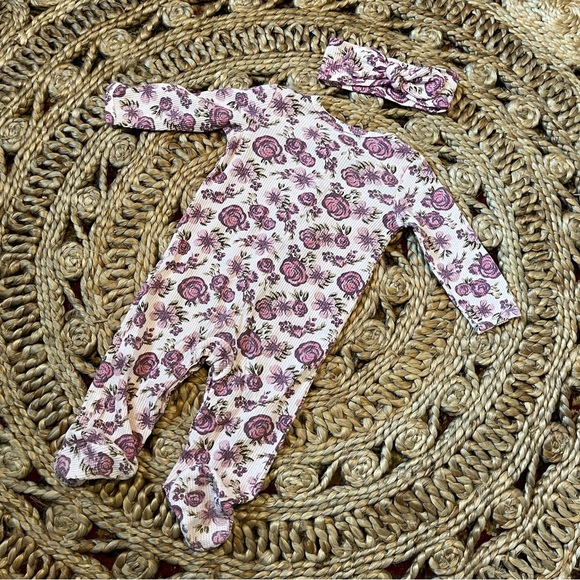 KYLE & DEENA Floral Waffle Knit Footed Onesie with matching Headband, 6-9M - Picture 4 of 5